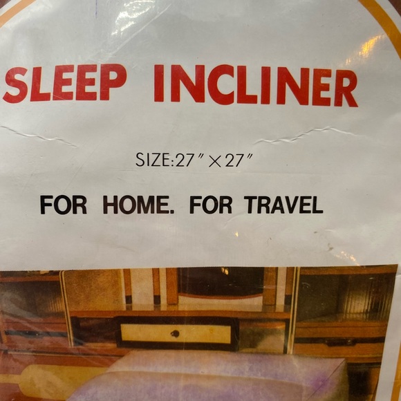 Vintage Pillow Sleep Incliner. - Picture 8 of 10